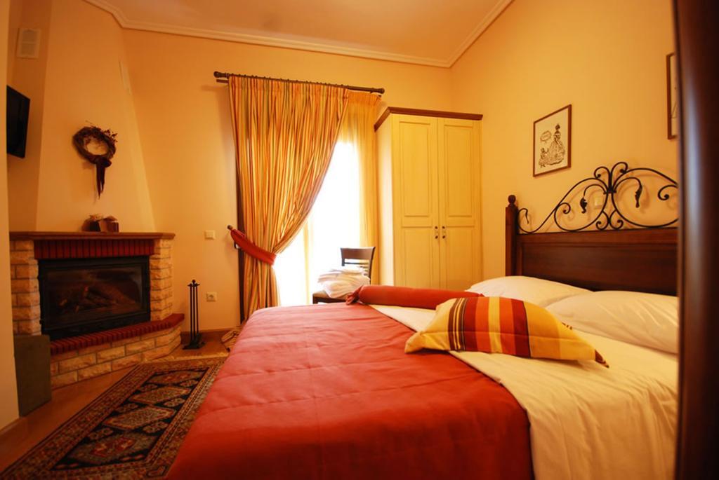 Valentini Guesthouse Karpeníszi Szoba fotó
