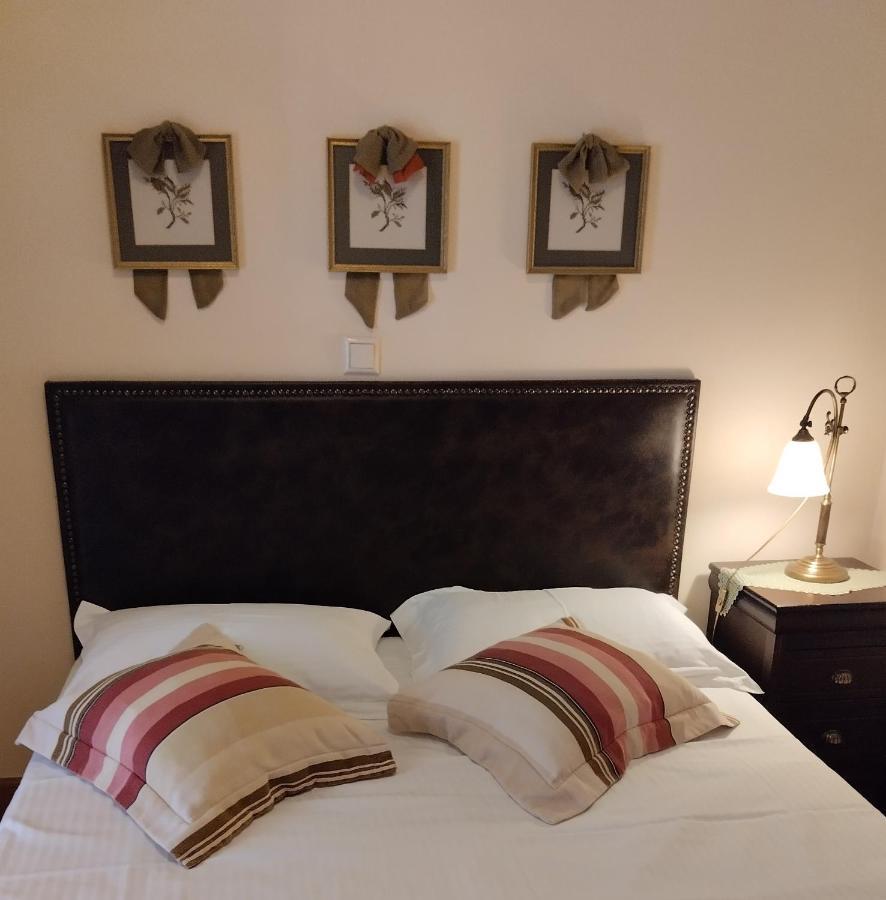 Valentini Guesthouse Karpeníszi Kültér fotó