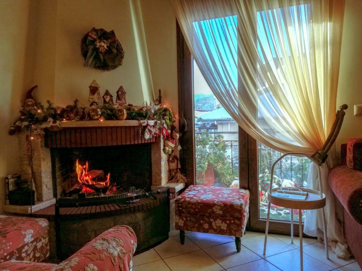 Valentini Guesthouse Karpeníszi Kültér fotó